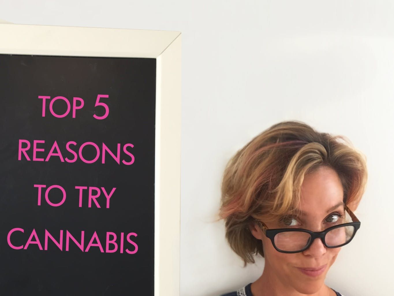 cannabis_improves_your_sex_life_the_top_5_reasons_you_should_give_cannabis_a_try_8deae85249
