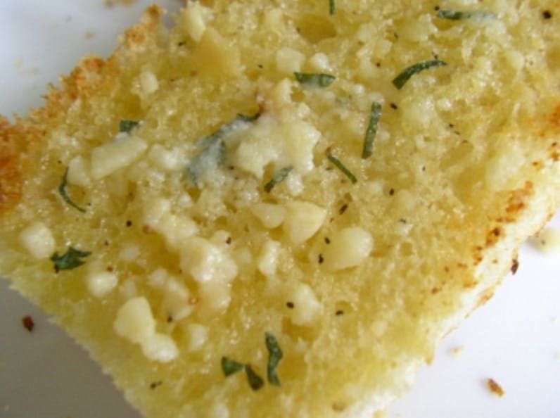 cheesy_marijuana_garlic_bread_recipe_bd0e584dce