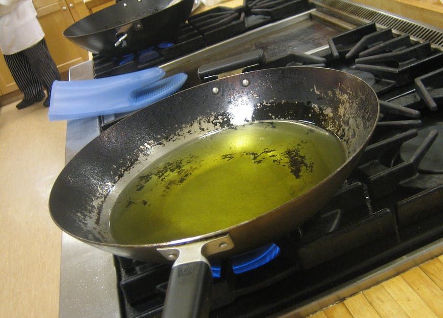 diy_how_to_make_cannabis_infused_cooking_oil_03dfa2bd4a