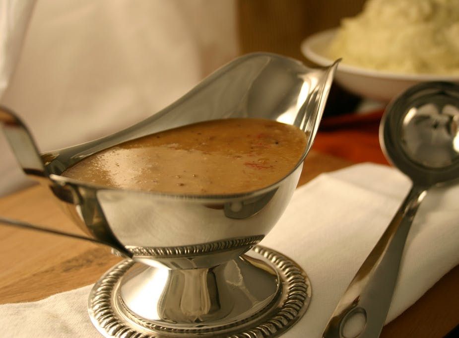 diy_recipe_cannabis_infused_gravy_with_vegan_option_252d5d7f76