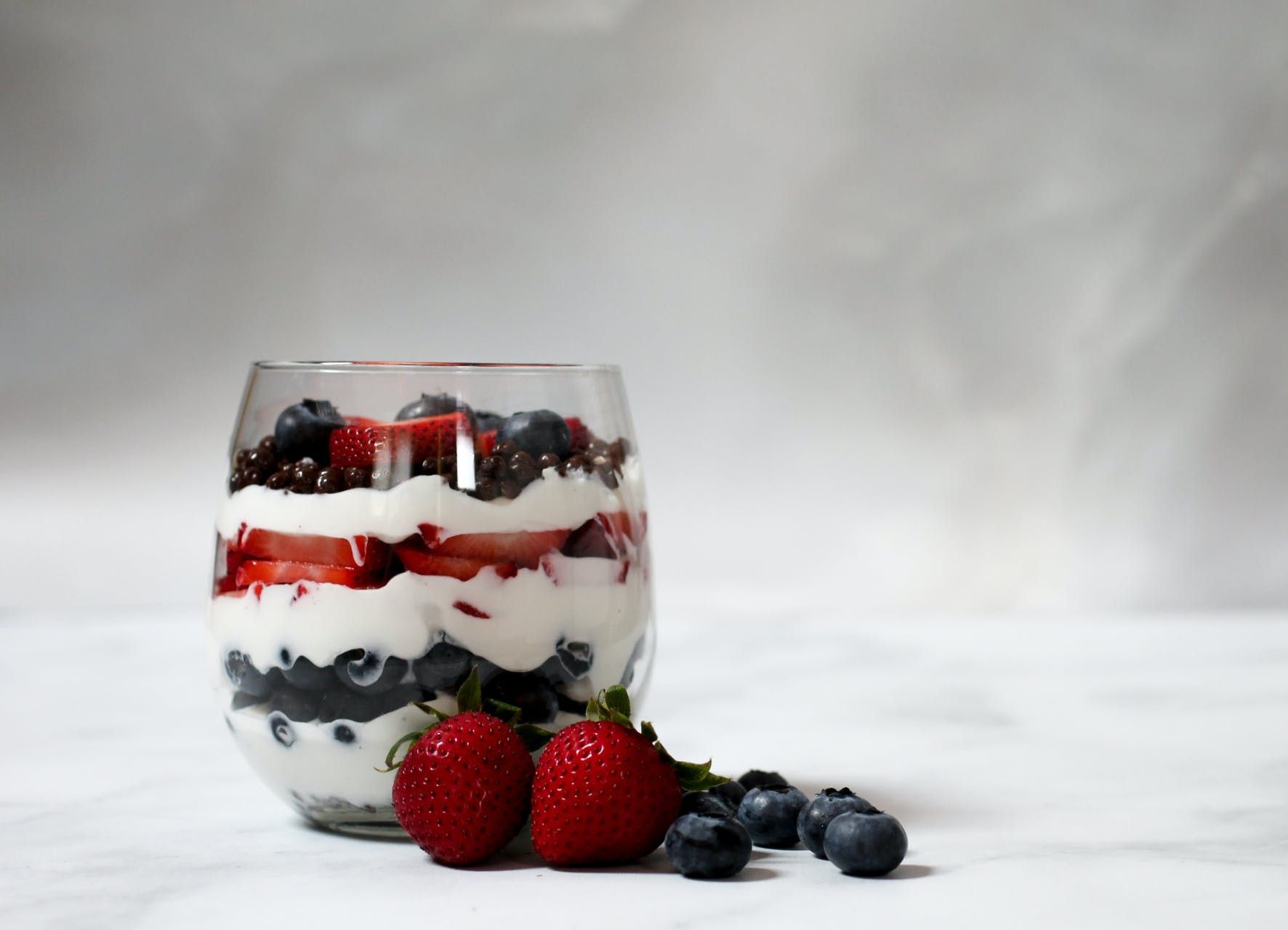 diy_recipe_cbd_parfait_with_chocolate_covered_hemp_seeds_03c207f851