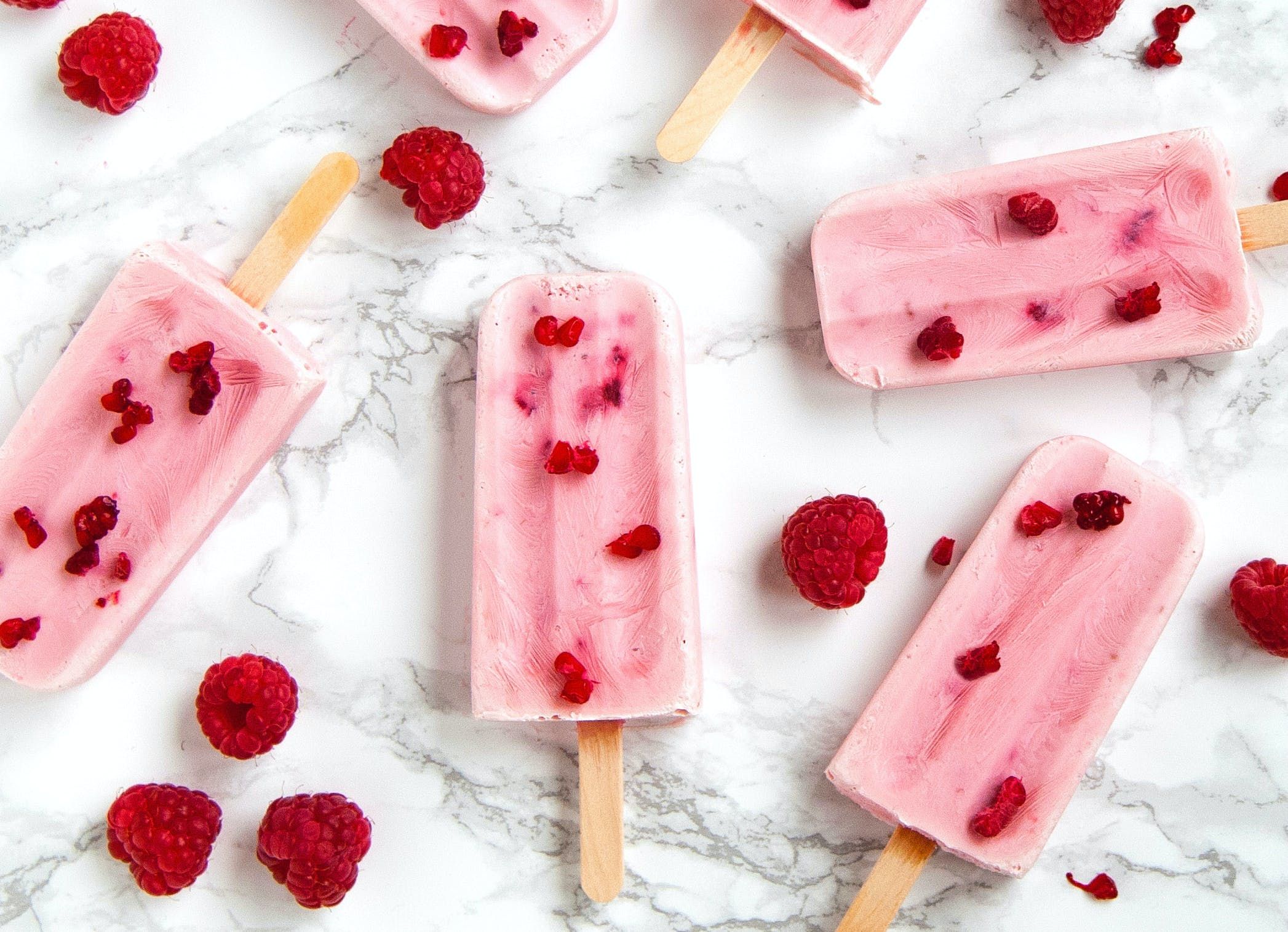 diy_recipe_healthy_cannabis_infused_fruit_popsicles_3aa2e25ab2