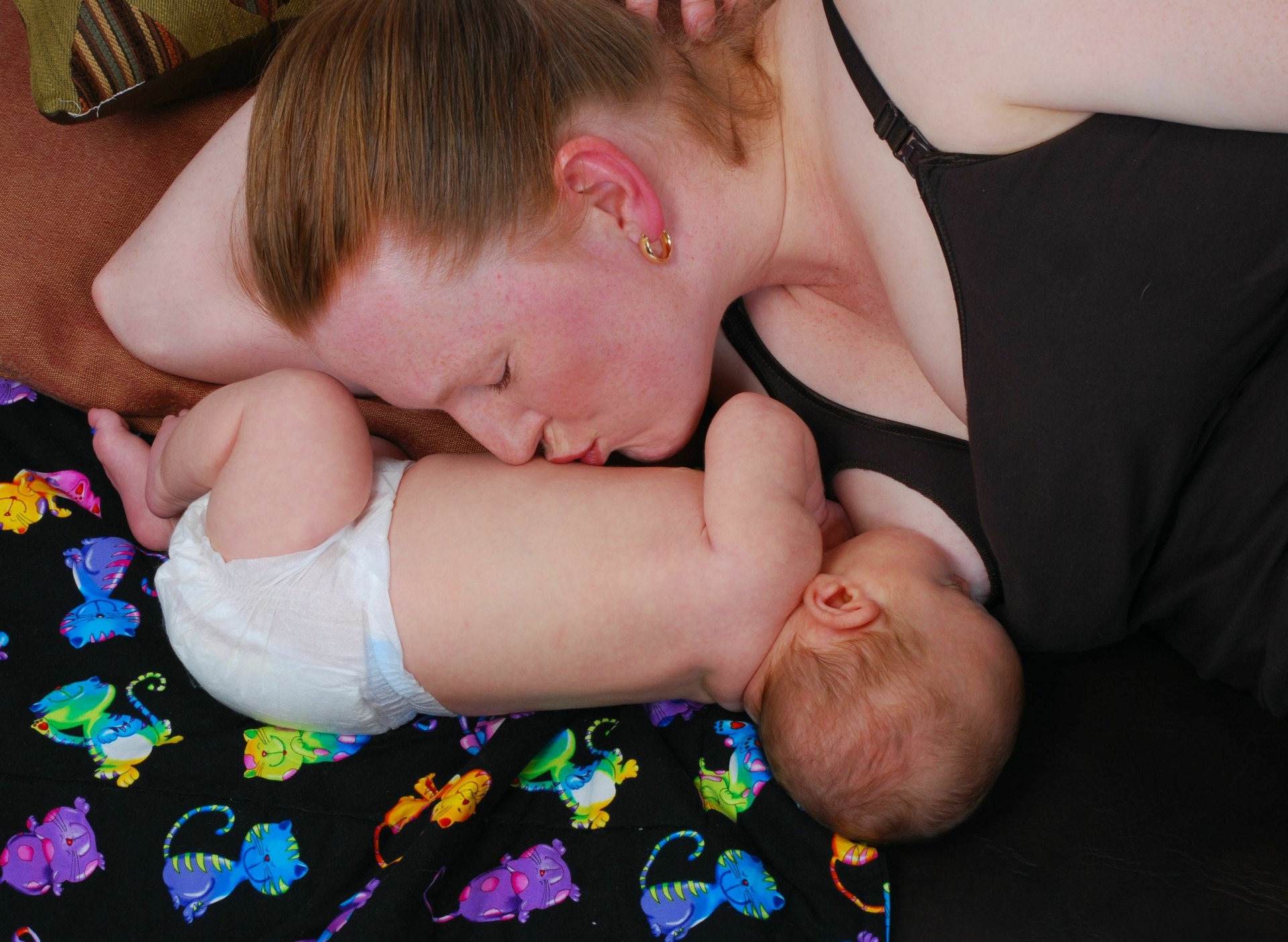 is_cannabis_safe_for_breastfeeding_moms_596a004acc