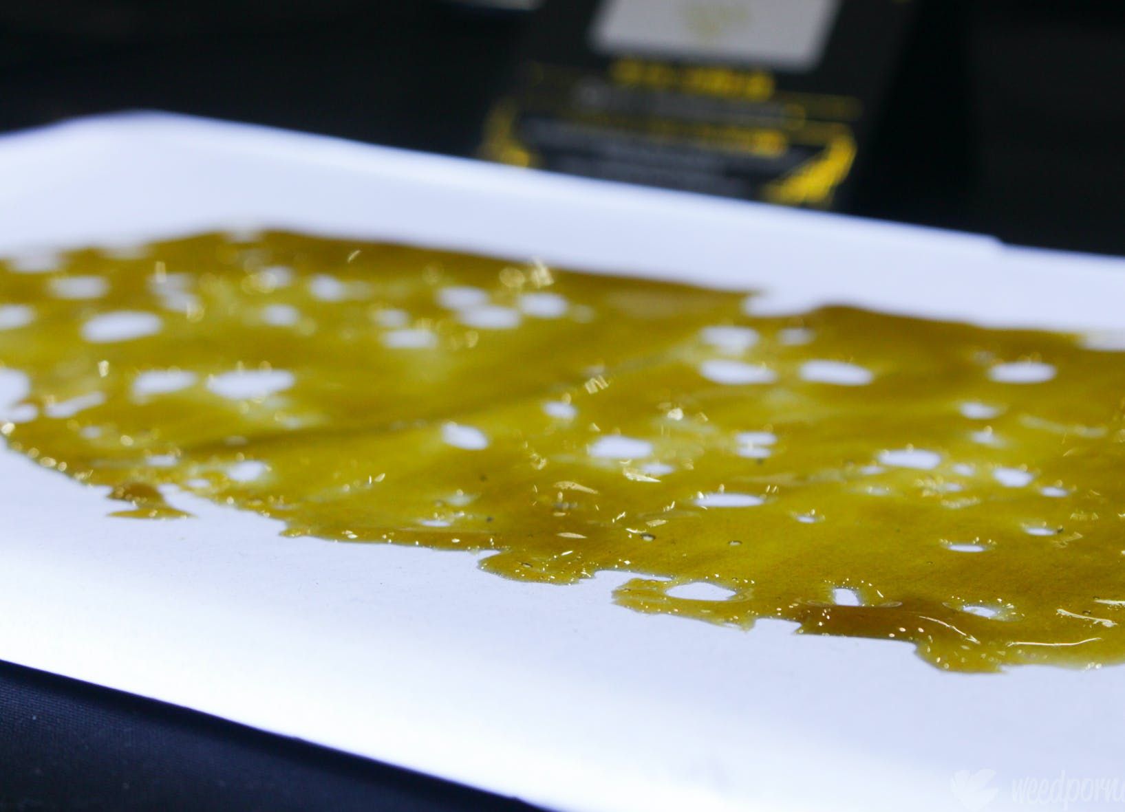 a_step_by_step_guide_on_how_to_make_cannabis_shatter_3b6dcdd460